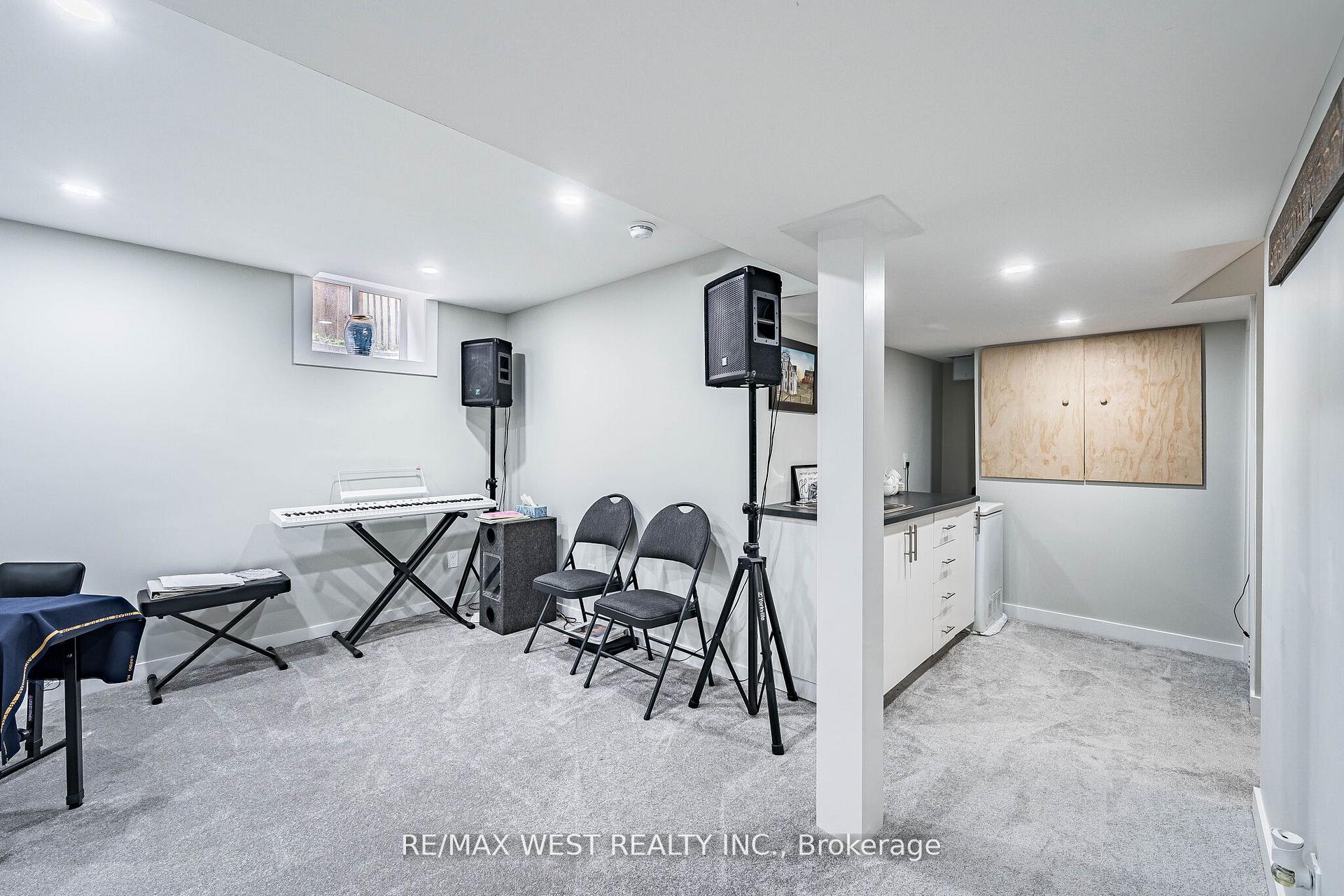 Photo 38 of 5 Moir Crescent, Barrie, Painswick North — HOMEH