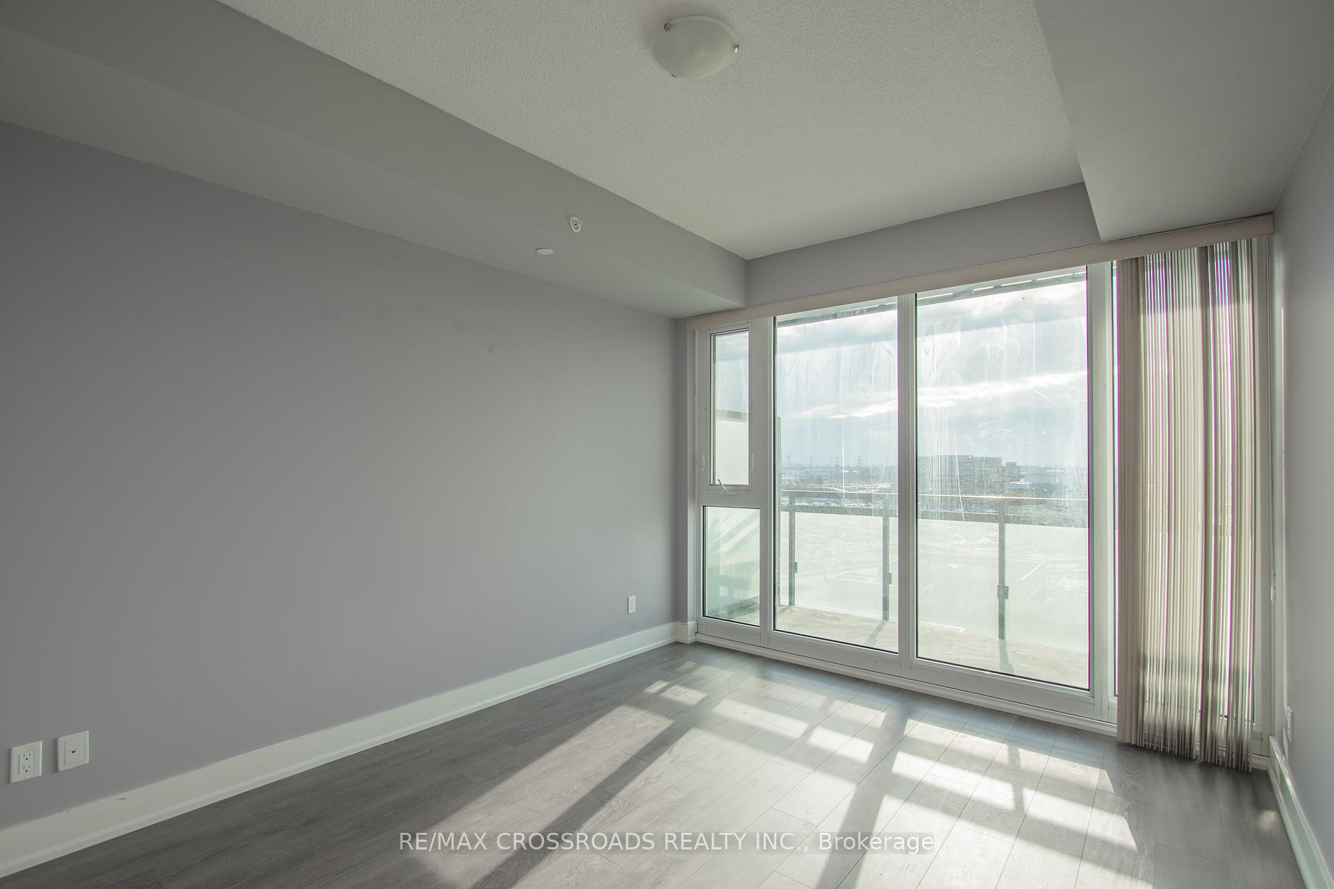 Photo 5 of Unit 912, 8081 Birchmount Road, Markham, Unionville — HOMEH