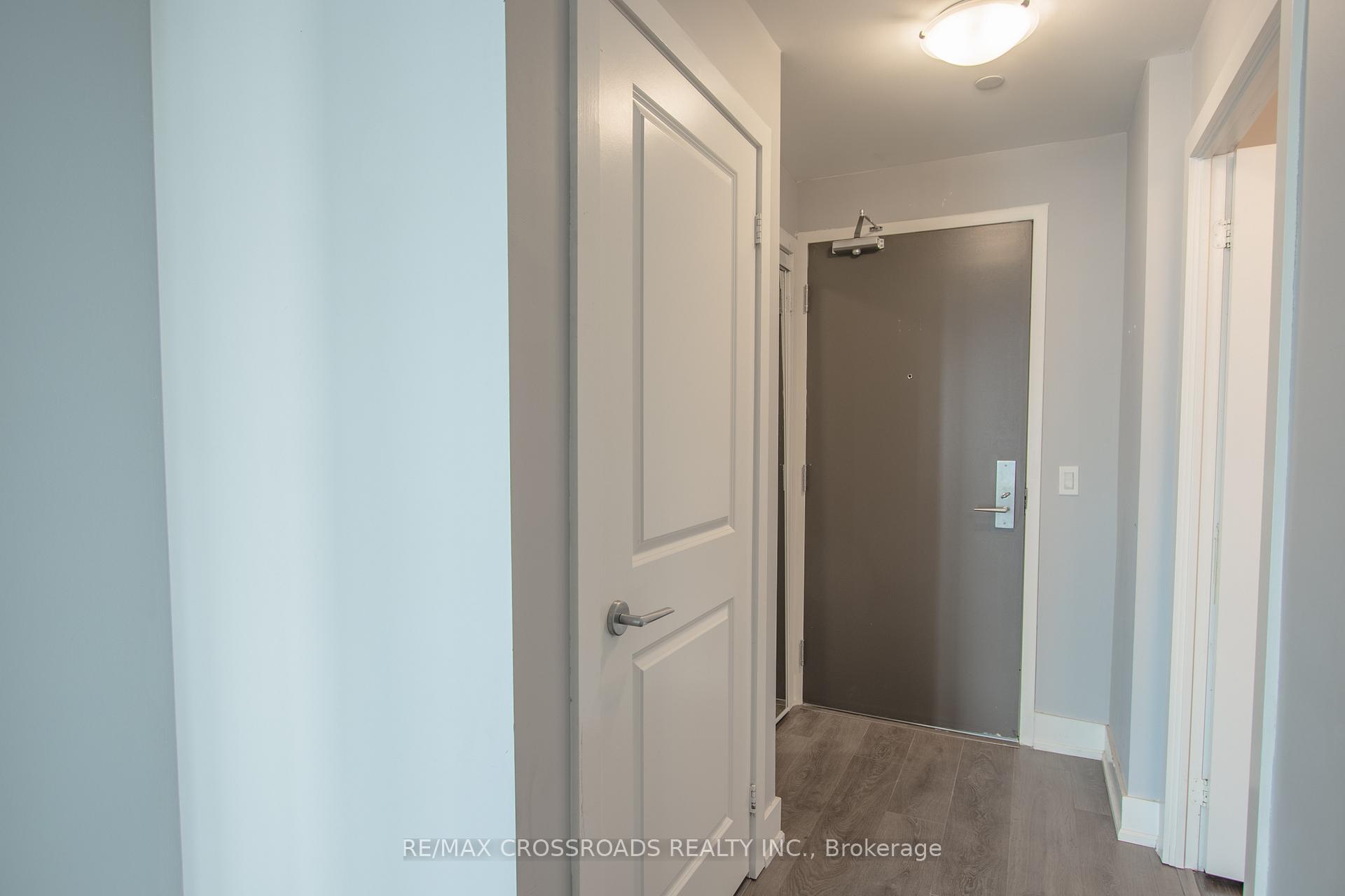 Photo 12 of Unit 912, 8081 Birchmount Road, Markham, Unionville — HOMEH