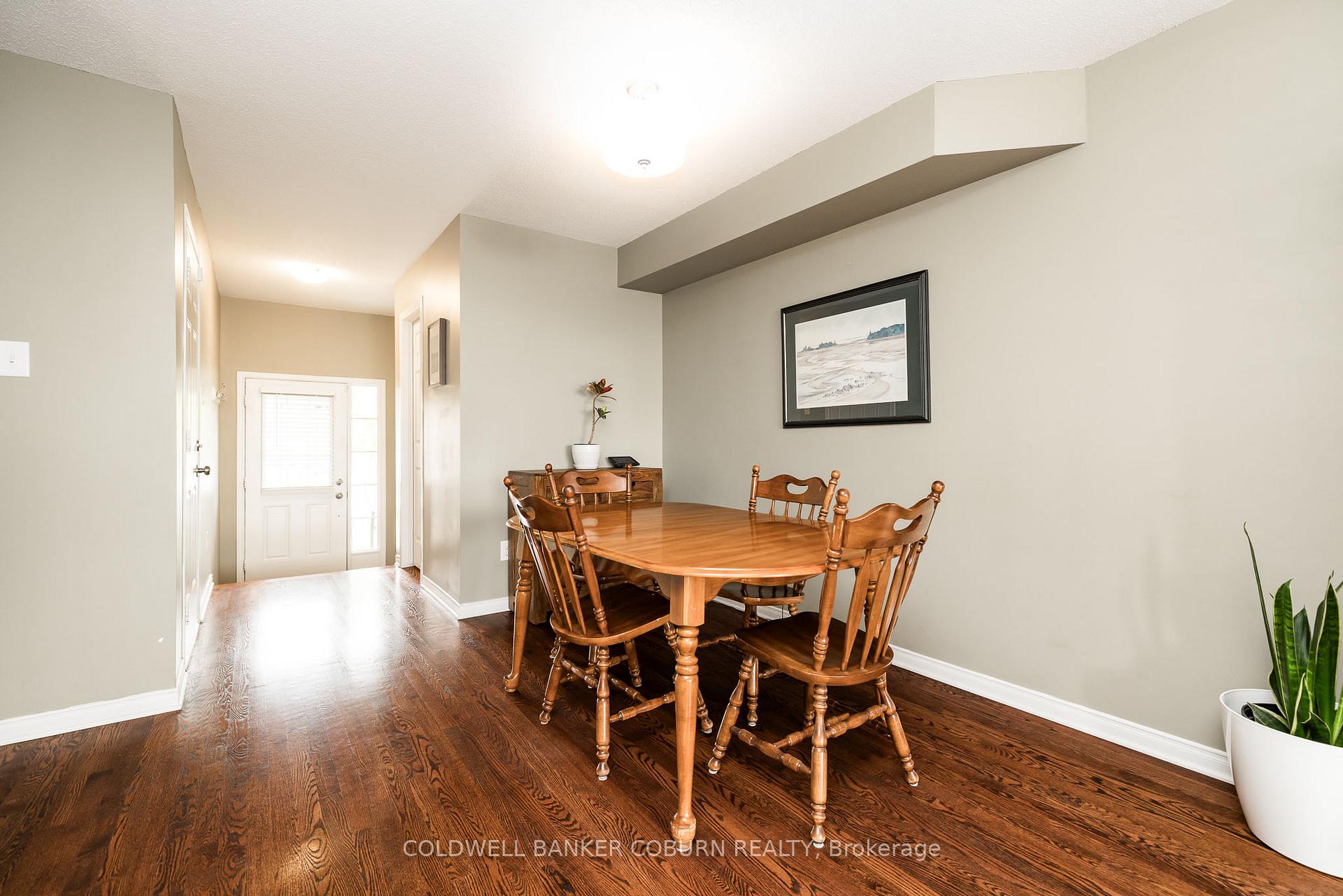 Photo 6 of 238 Arrita Street, Ottawa, Kanata - Emerald Meadows/Trailwest — HOMEH