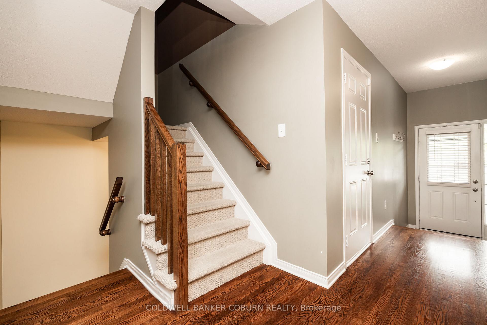 Photo 17 of 238 Arrita Street, Ottawa, Kanata - Emerald Meadows/Trailwest — HOMEH