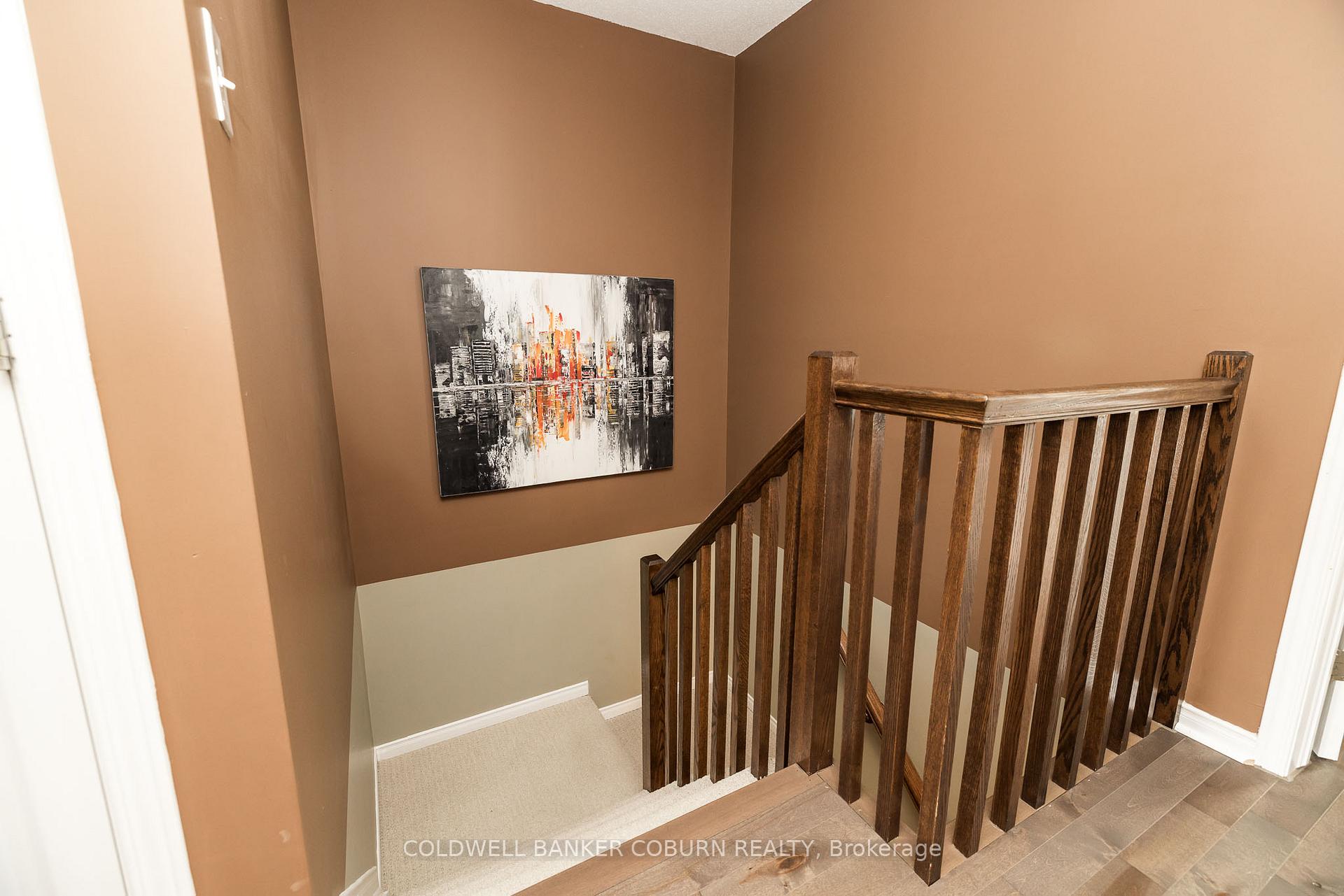 Photo 18 of 238 Arrita Street, Ottawa, Kanata - Emerald Meadows/Trailwest — HOMEH