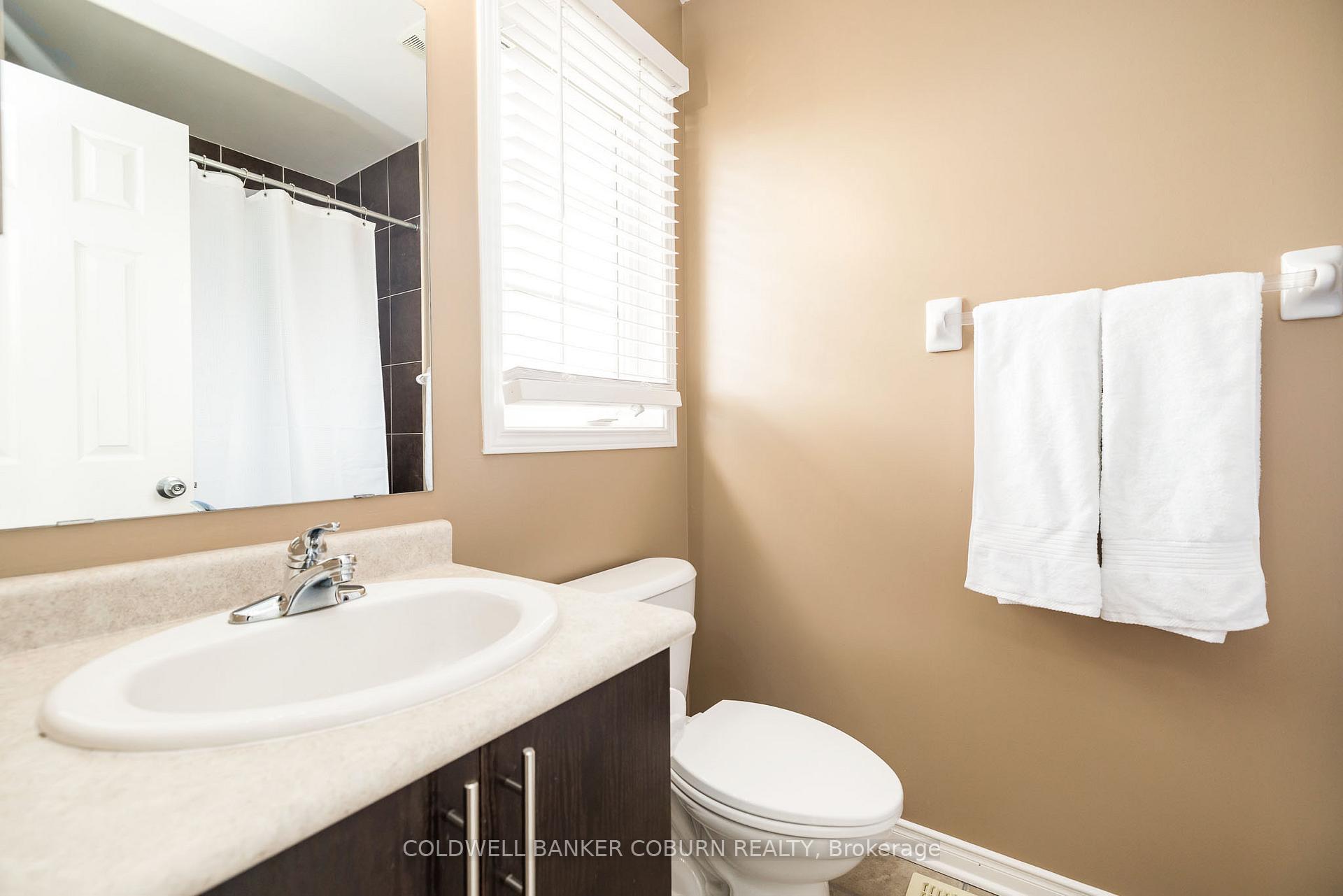 Photo 23 of 238 Arrita Street, Ottawa, Kanata - Emerald Meadows/Trailwest — HOMEH