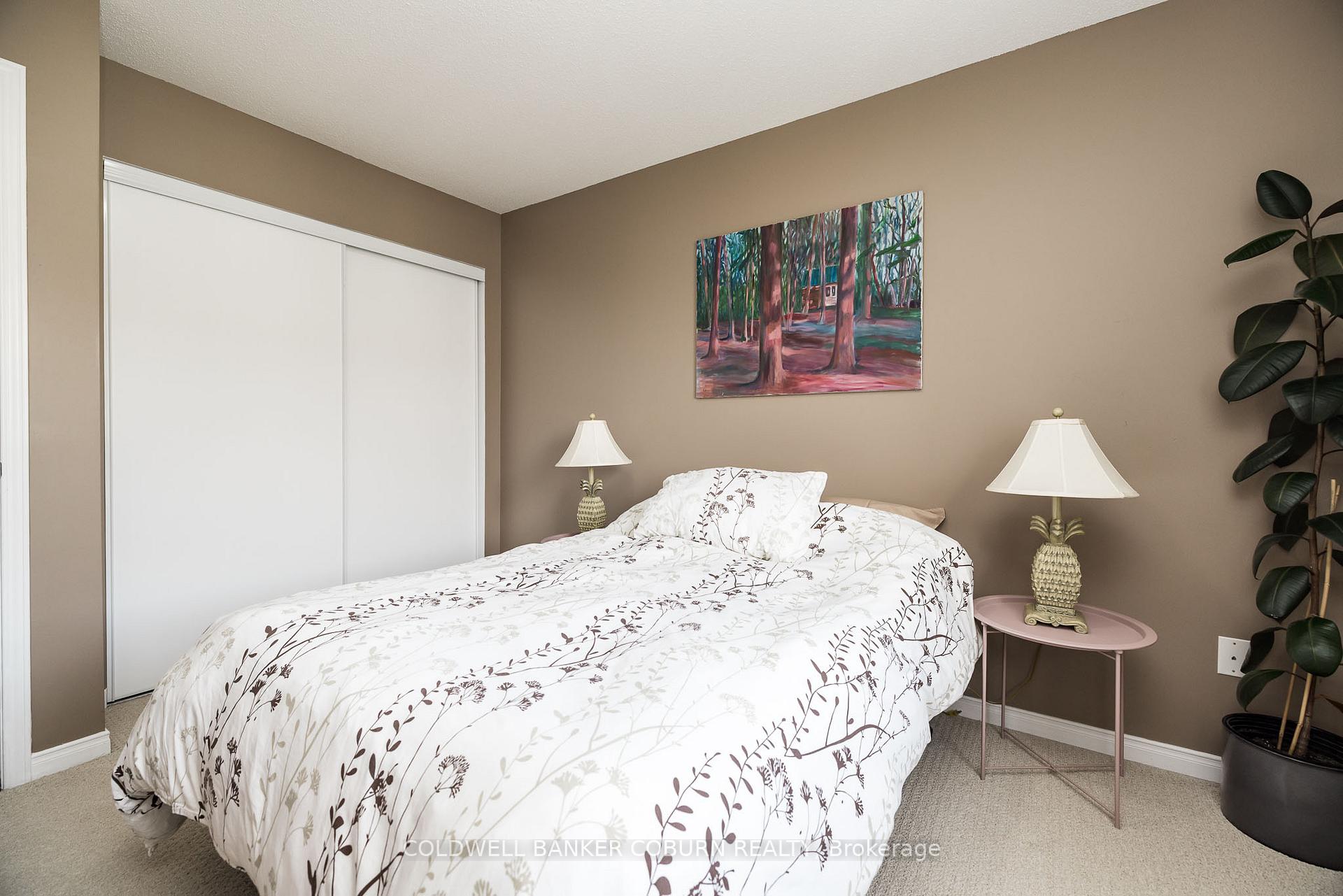 Photo 31 of 238 Arrita Street, Ottawa, Kanata - Emerald Meadows/Trailwest — HOMEH