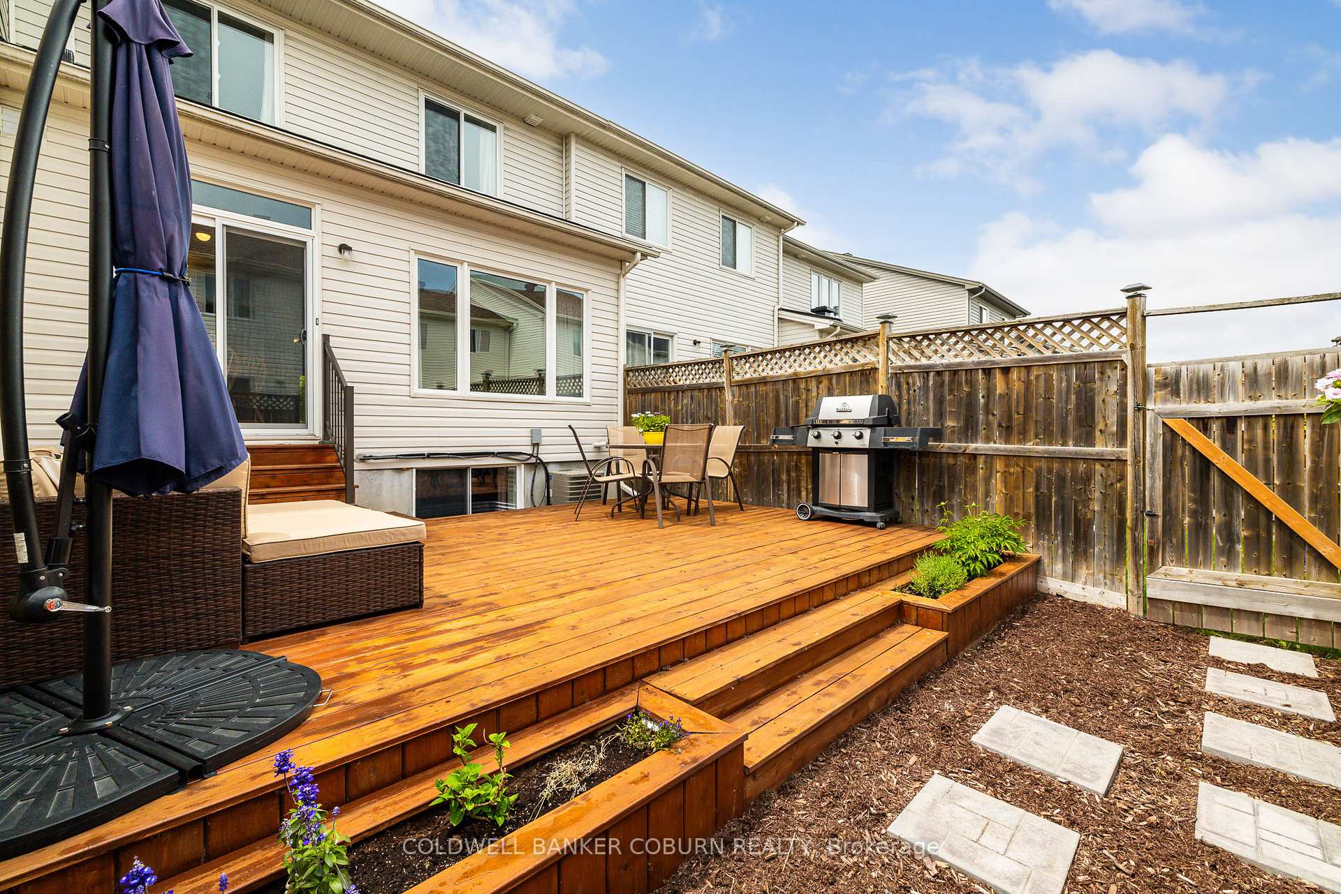 Photo 39 of 238 Arrita Street, Ottawa, Kanata - Emerald Meadows/Trailwest — HOMEH