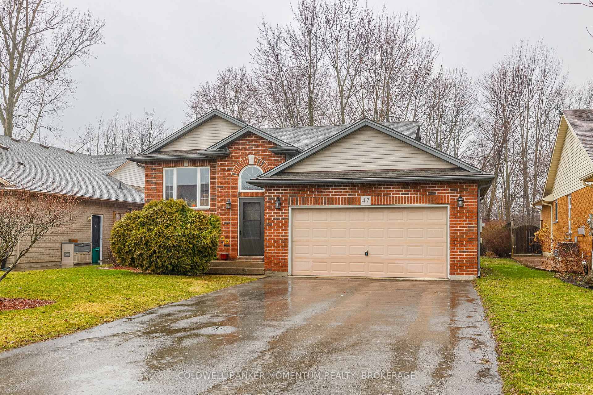 Photo 1 of 47 Thorold Avenue, Thorold, Port Robinson — HOMEH