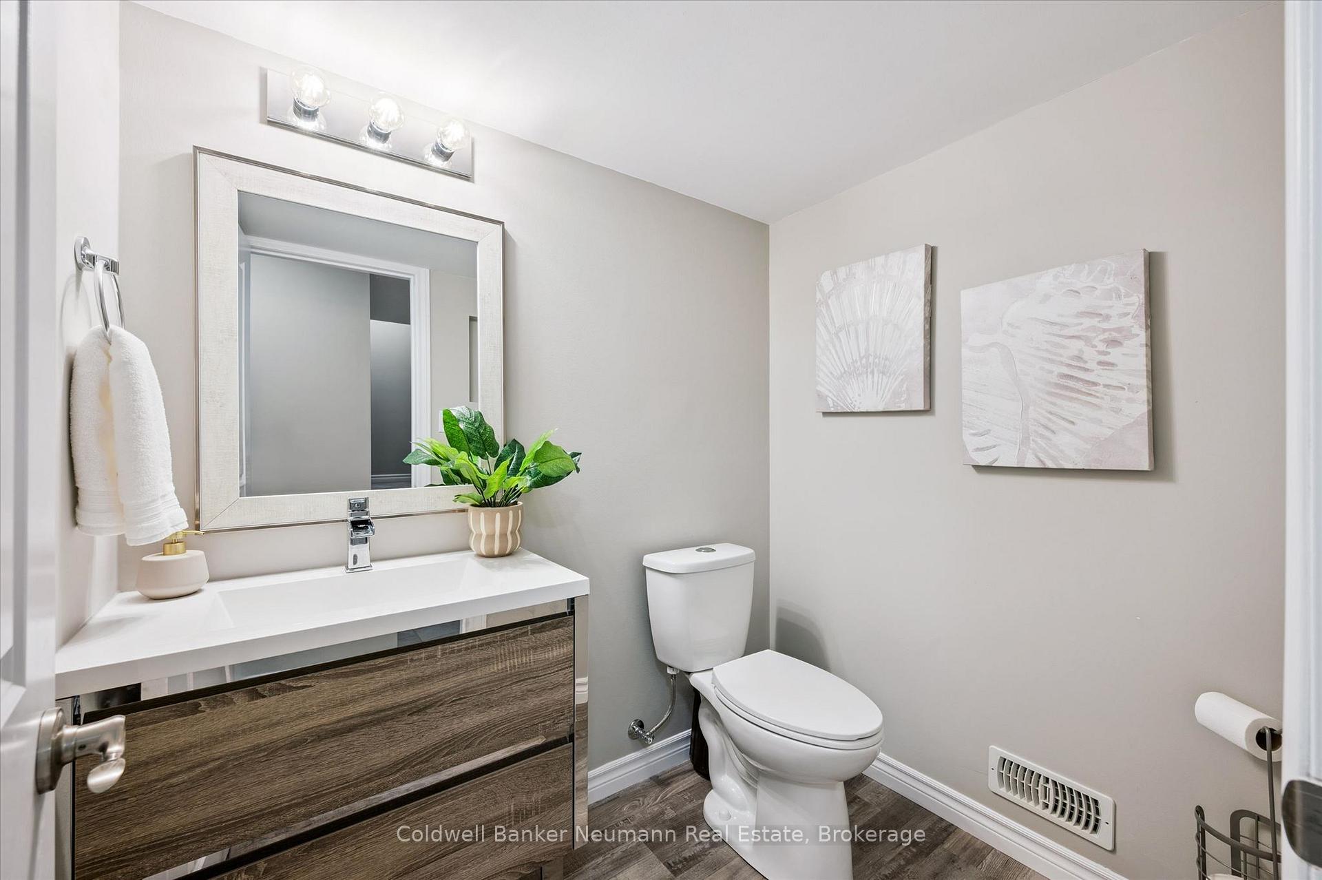 Photo 23 of 51 Jeffrey Drive, Guelph, Grange Road — HOMEH