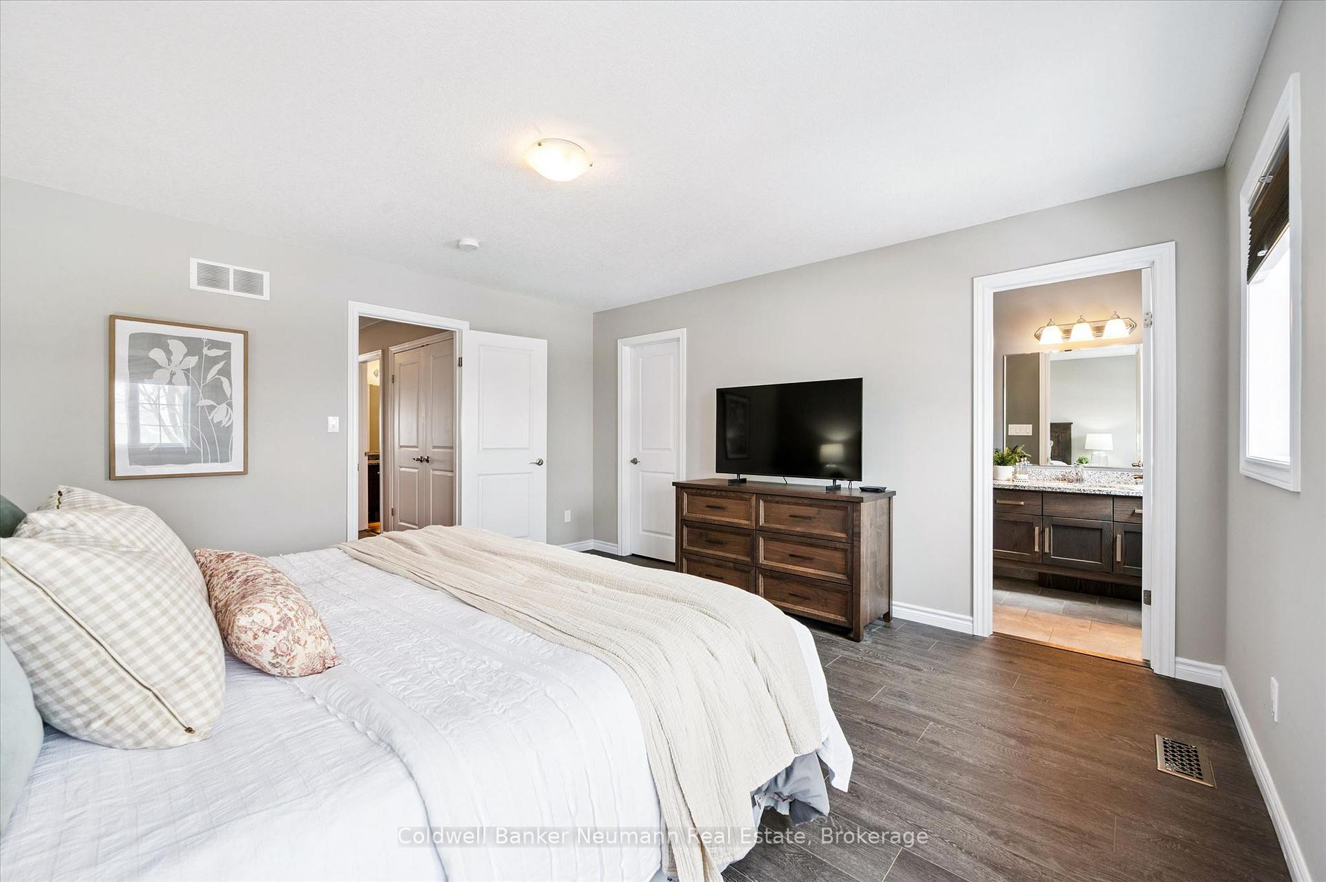 Photo 30 of 51 Jeffrey Drive, Guelph, Grange Road — HOMEH