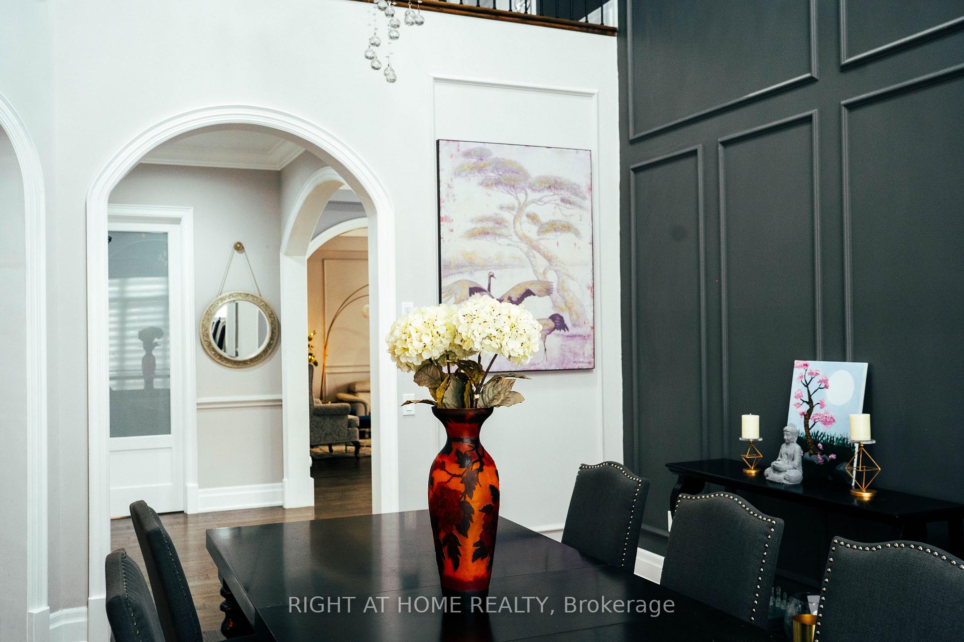 Photo 6 of 11 Fairmont Close, Brampton, Credit Valley — HOMEH