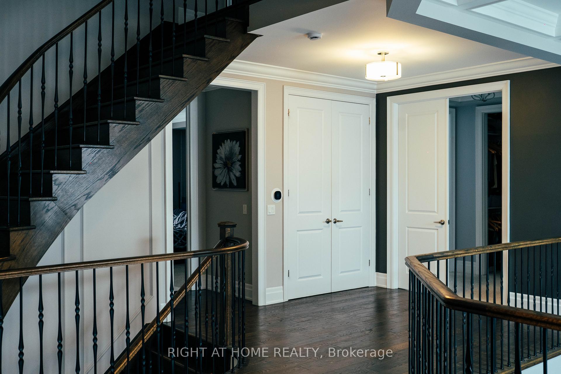 Photo 18 of 11 Fairmont Close, Brampton, Credit Valley — HOMEH