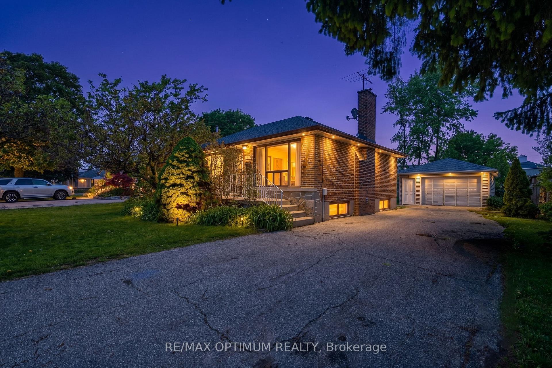 Photo of 1747 Coram Crescent