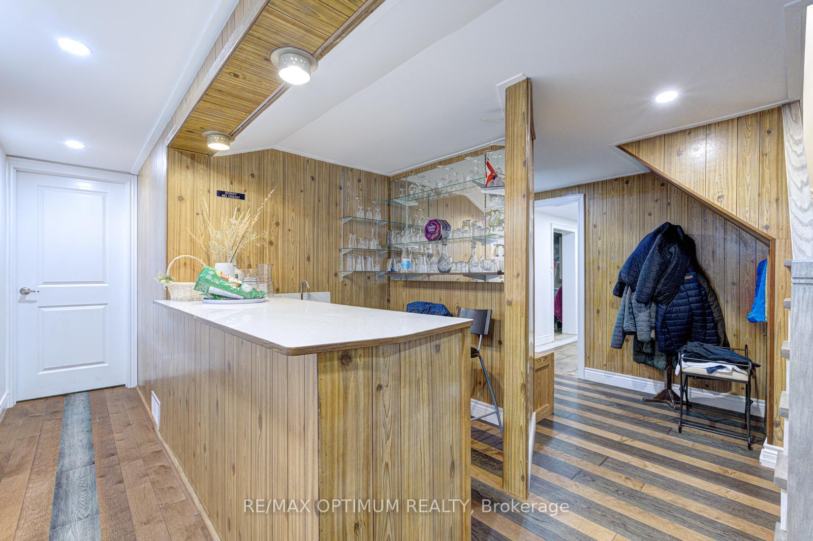 Photo 26 of 1747 Coram Crescent, Mississauga, Dixie — HOMEH