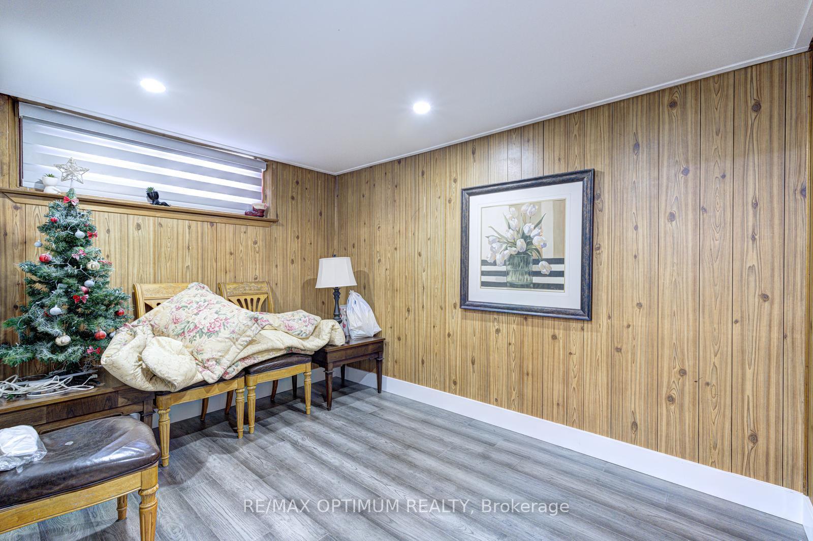 Photo 28 of 1747 Coram Crescent, Mississauga, Dixie — HOMEH