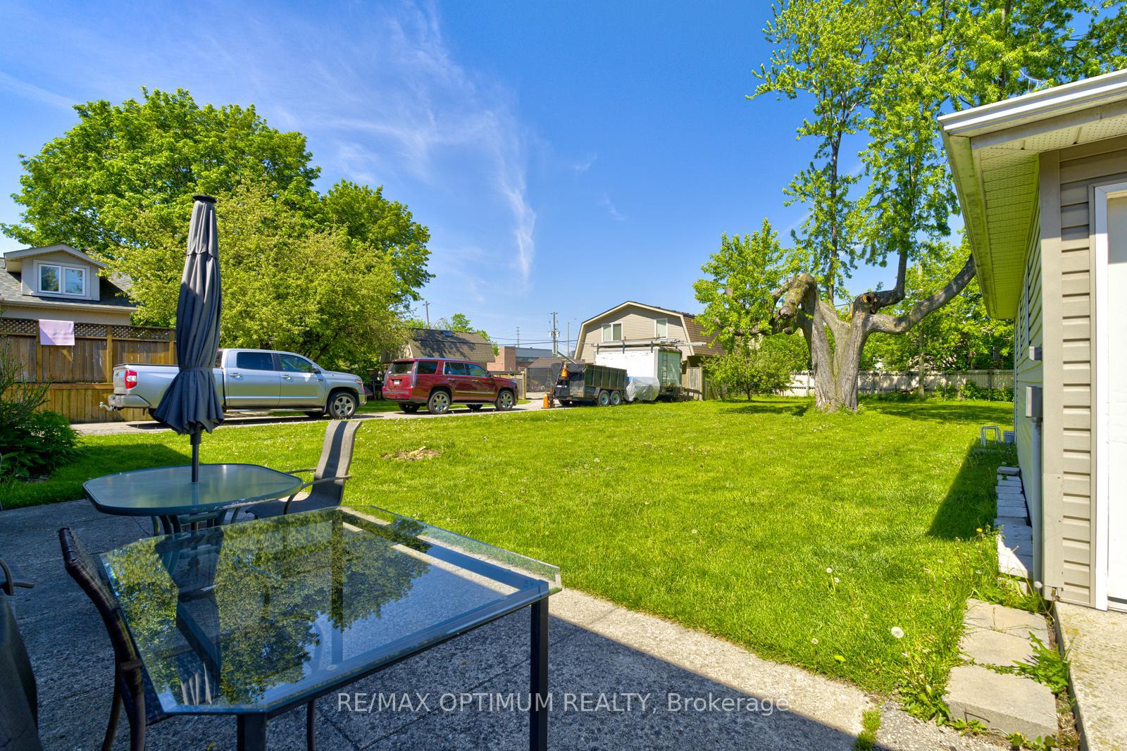 Photo 41 of 1747 Coram Crescent, Mississauga, Dixie — HOMEH