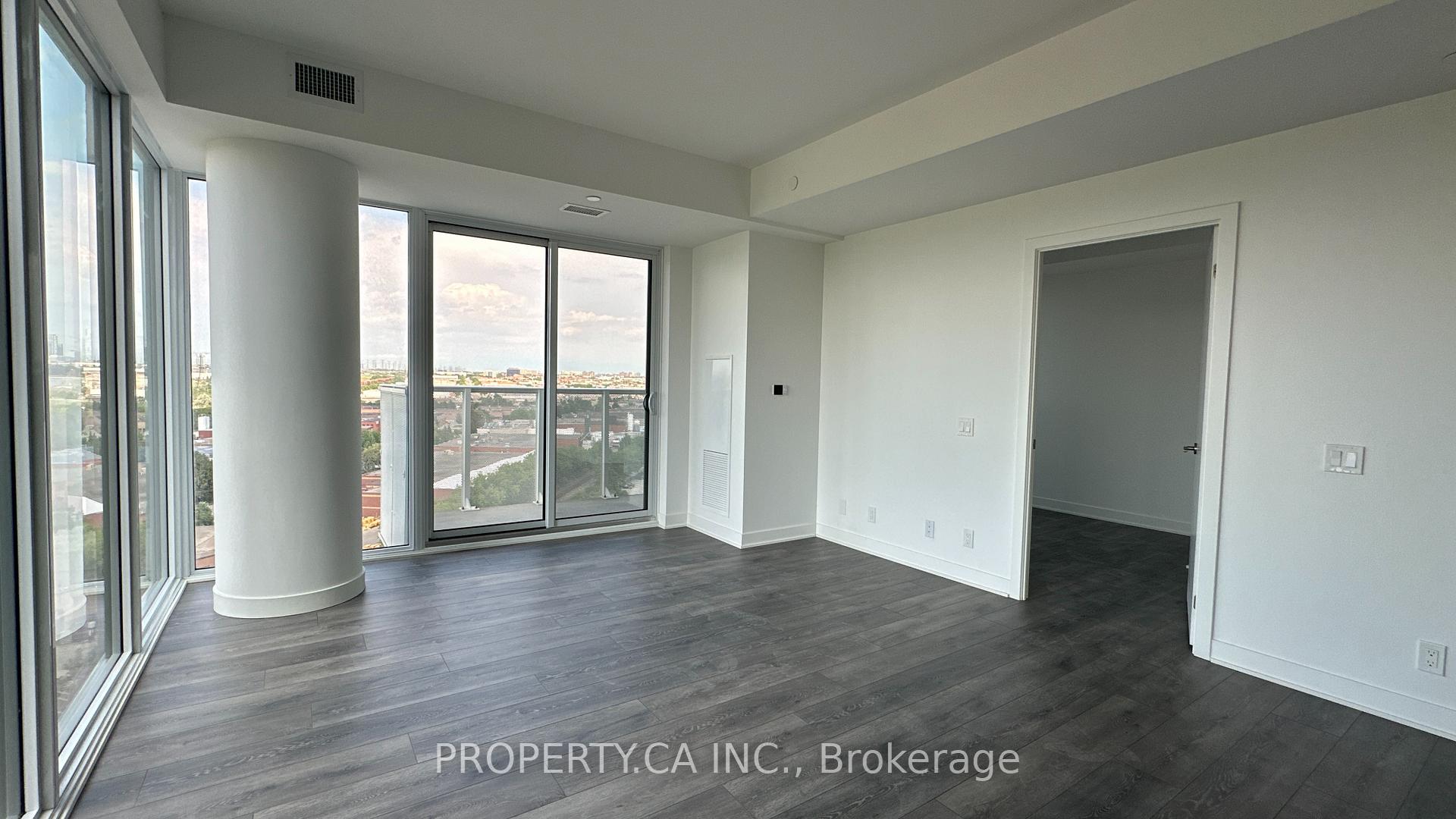 Photo 3 of Unit 1320, 6 Flavelle Trail, Vaughan, Steeles West Industrial — HOMEH