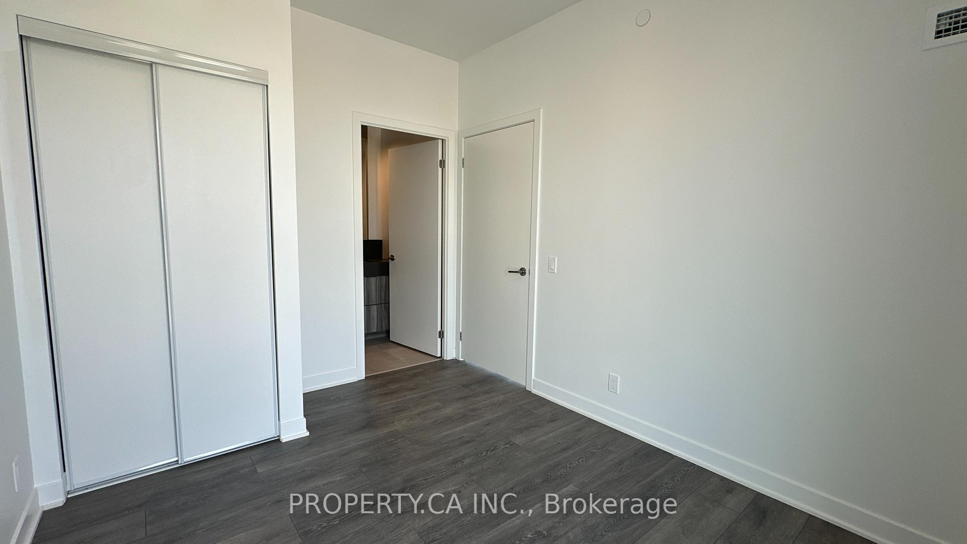 Photo 15 of Unit 1320, 6 Flavelle Trail, Vaughan, Steeles West Industrial — HOMEH