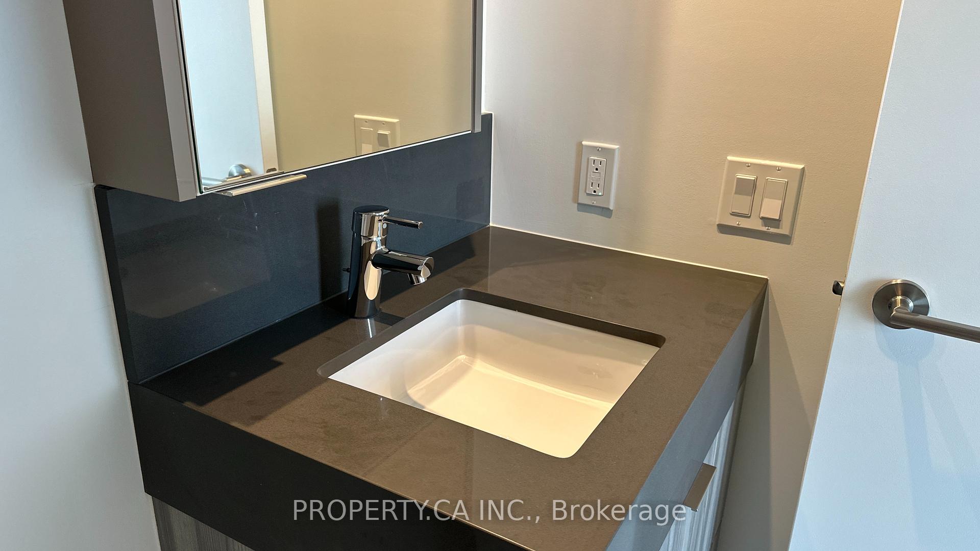 Photo 20 of Unit 1320, 6 Flavelle Trail, Vaughan, Steeles West Industrial — HOMEH