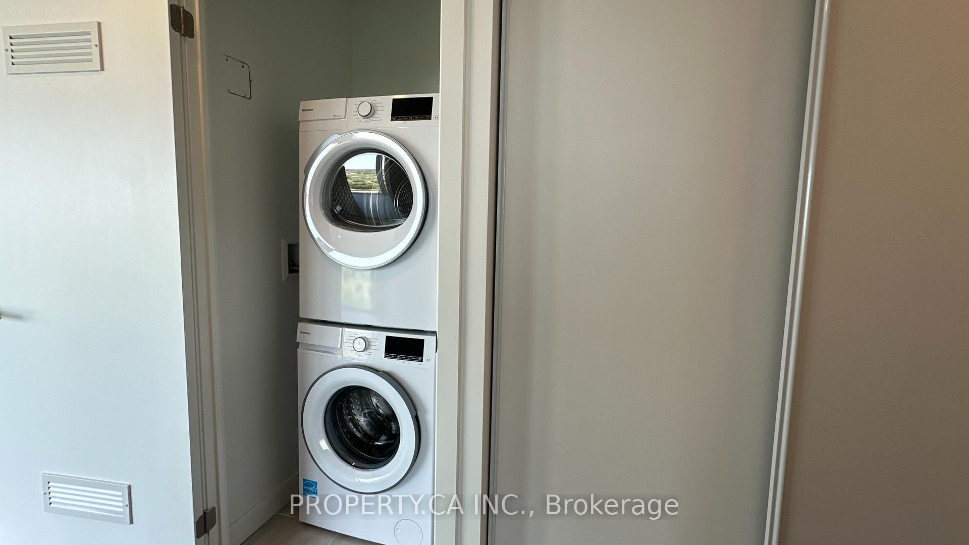 Photo 22 of Unit 1320, 6 Flavelle Trail, Vaughan, Steeles West Industrial — HOMEH