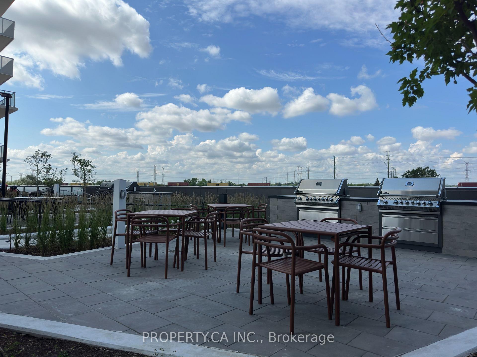Photo 34 of Unit 1320, 6 Flavelle Trail, Vaughan, Steeles West Industrial — HOMEH