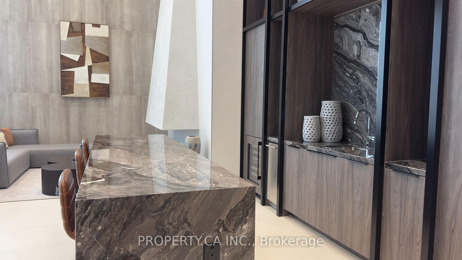 Photo 37 of Unit 1320, 6 Flavelle Trail, Vaughan, Steeles West Industrial — HOMEH