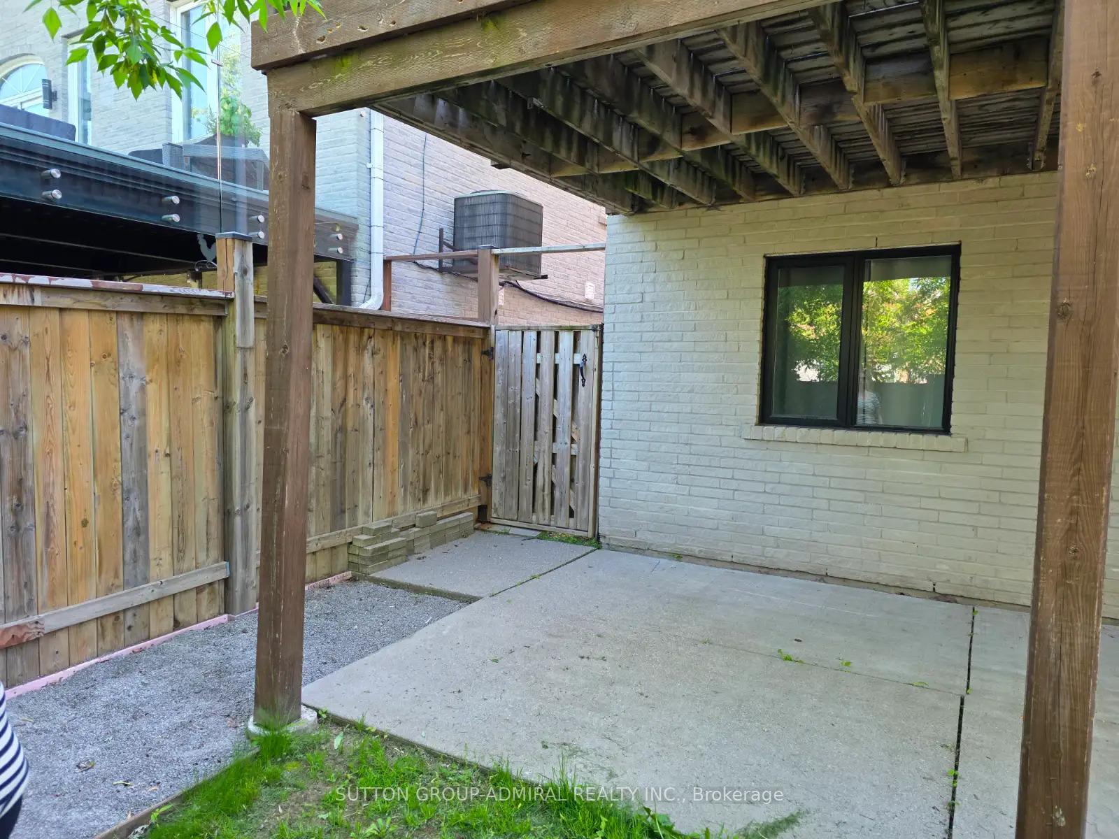 Photo 10 of Unit #Lower, 115 Stonebriar Drive, Vaughan, Maple — HOMEH