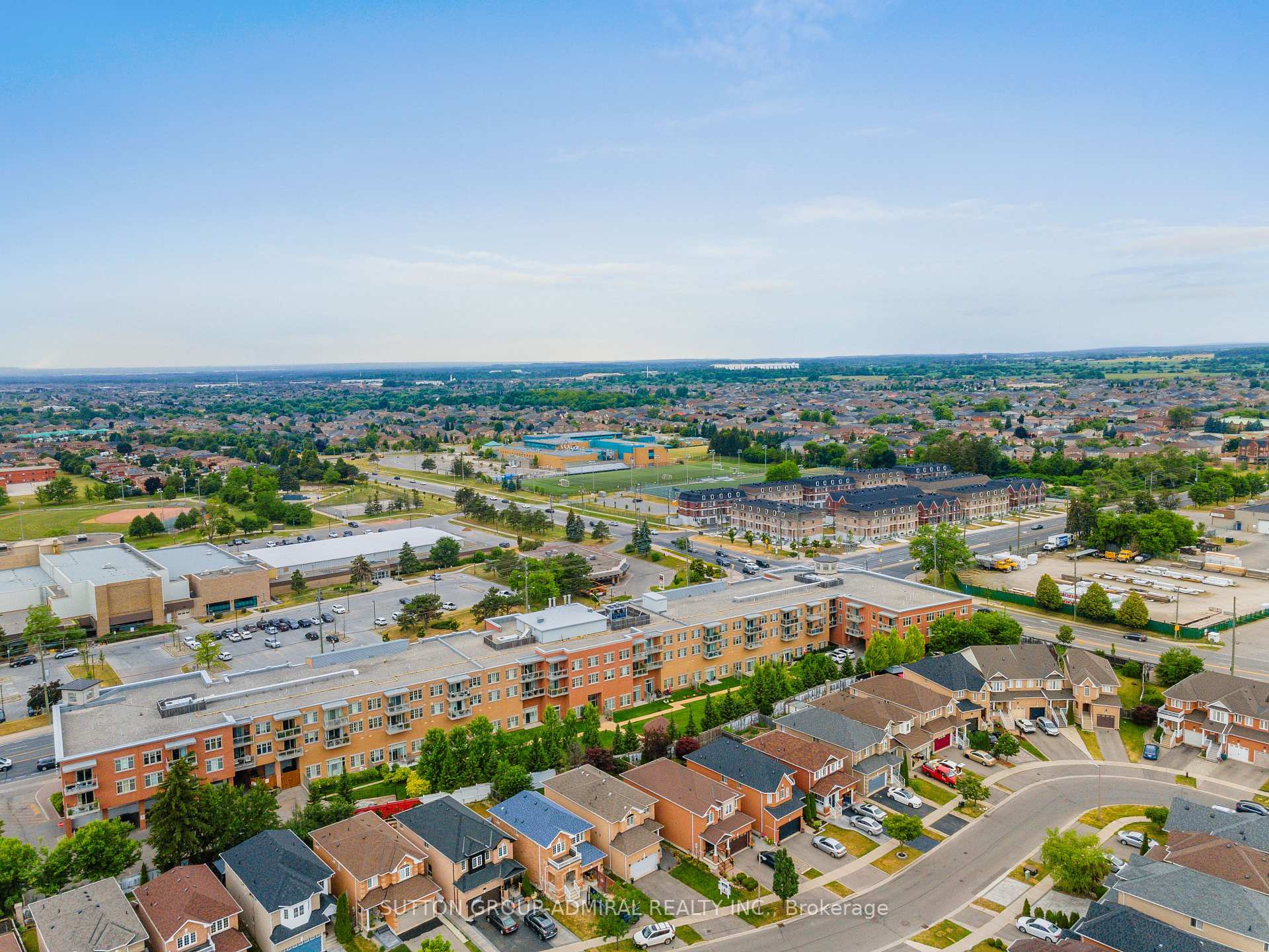 Photo 11 of Unit #Lower, 115 Stonebriar Drive, Vaughan, Maple — HOMEH