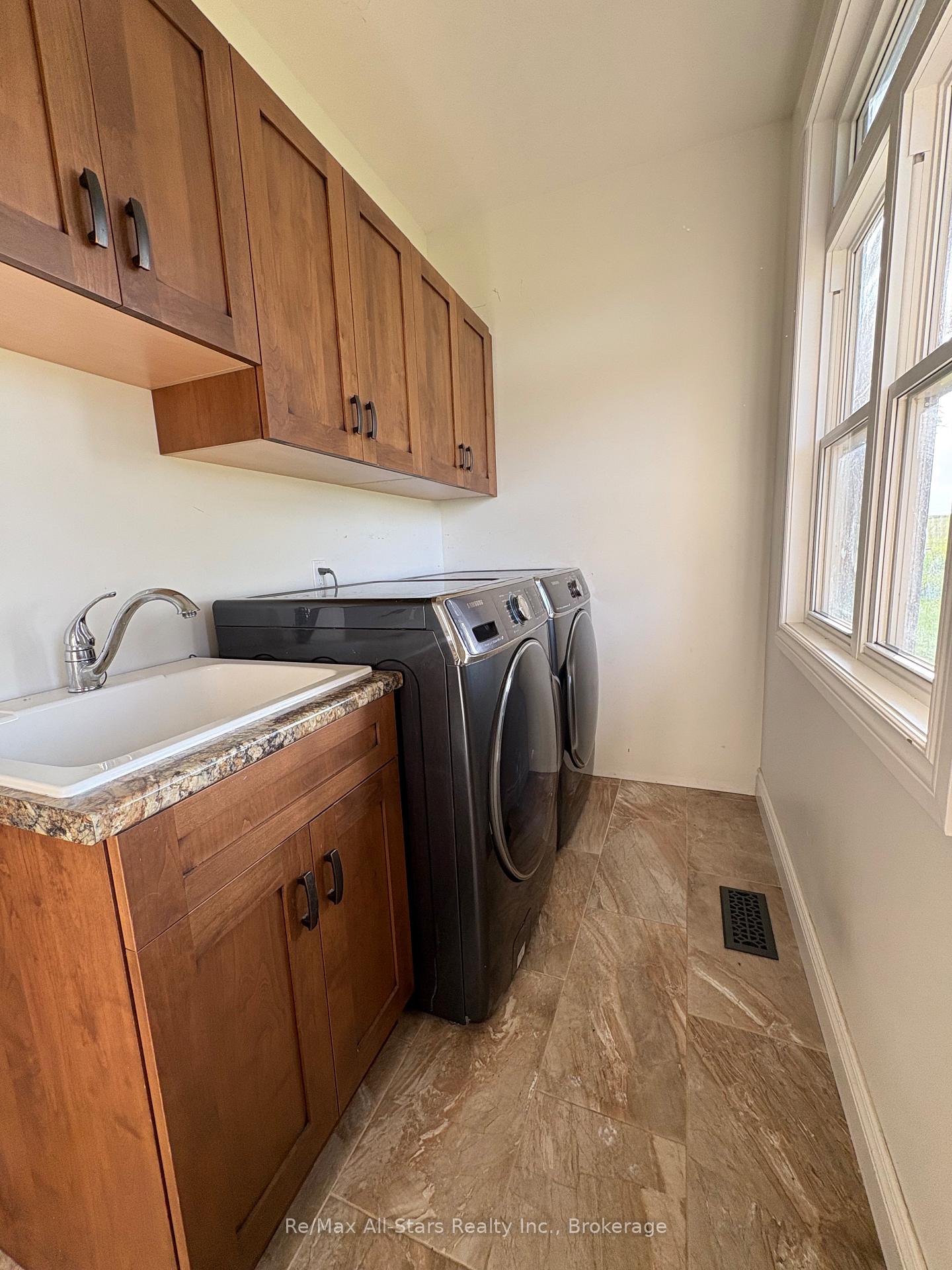 Photo 11 of 1185 Killarney Bay Road, Kawartha Lakes, Fenelon — HOMEH