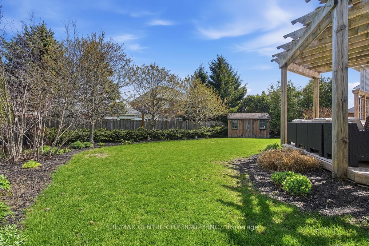 Photo 24 of 6 Trillium Court, Middlesex Centre, Ilderton — HOMEH