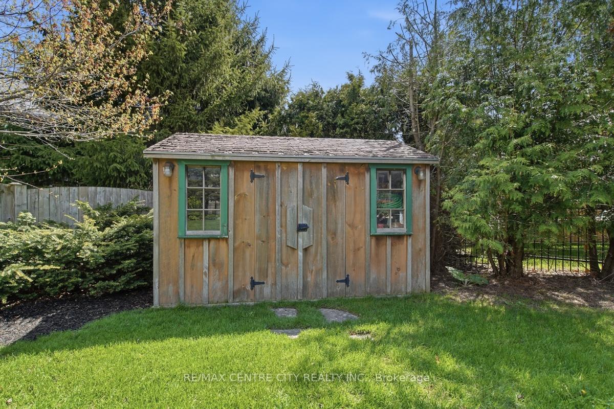 Photo 39 of 6 Trillium Court, Middlesex Centre, Ilderton — HOMEH