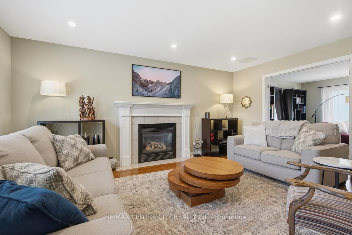 Photo 40 of 6 Trillium Court, Middlesex Centre, Ilderton — HOMEH