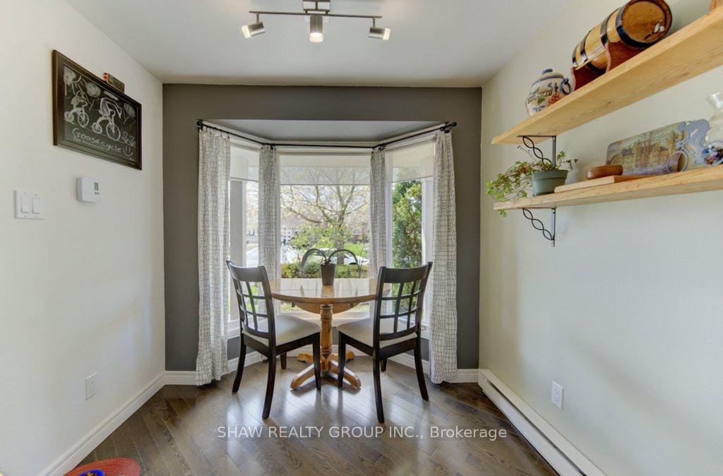 Photo 5 of 108 Clearwater Crescent, Waterloo, North Lakeshore — HOMEH