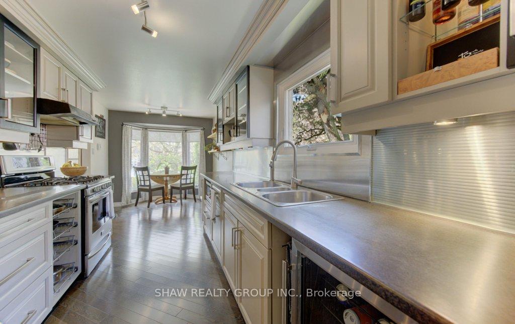 Photo 9 of 108 Clearwater Crescent, Waterloo, North Lakeshore — HOMEH