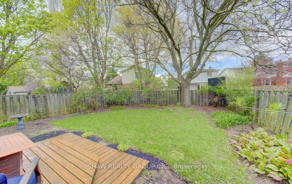 Photo 42 of 108 Clearwater Crescent, Waterloo, North Lakeshore — HOMEH
