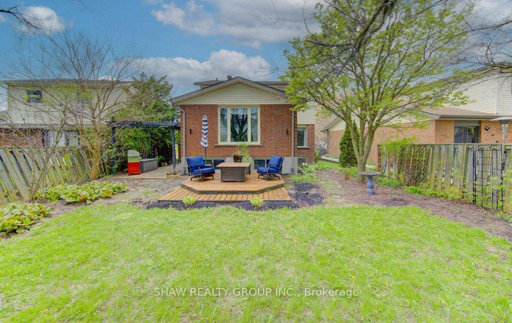 Photo 44 of 108 Clearwater Crescent, Waterloo, North Lakeshore — HOMEH