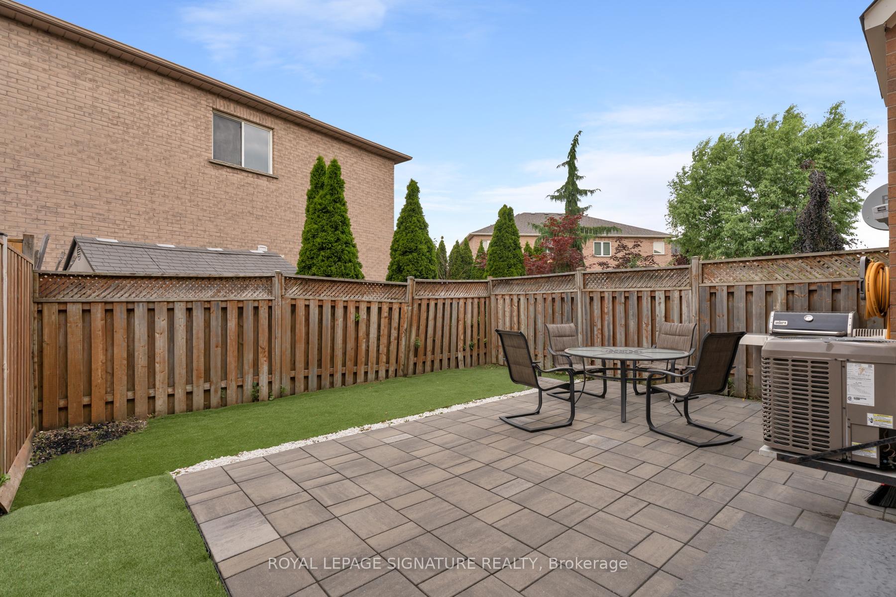 Photo 6 of 133 Wildberry Crescent, Vaughan, Vellore Village — HOMEH
