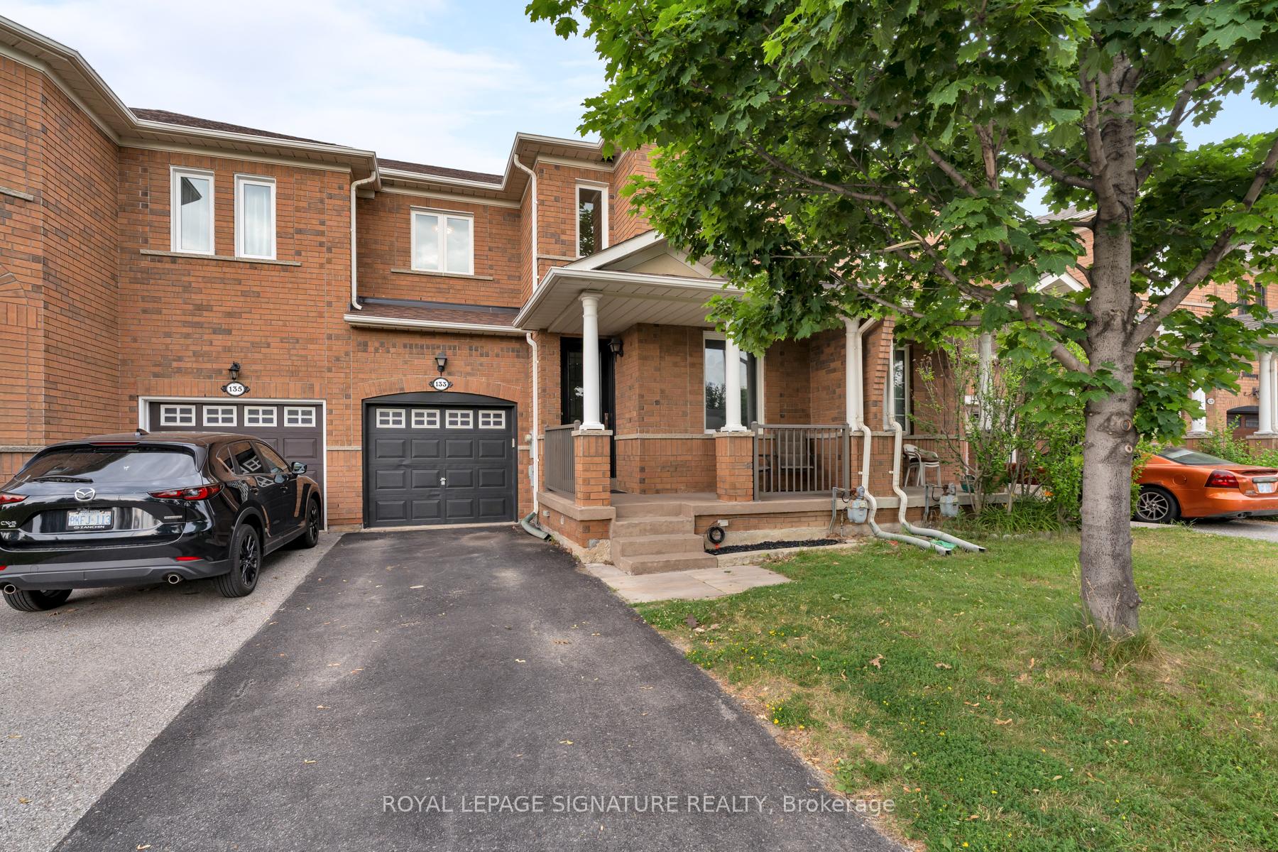 Photo 9 of 133 Wildberry Crescent, Vaughan, Vellore Village — HOMEH
