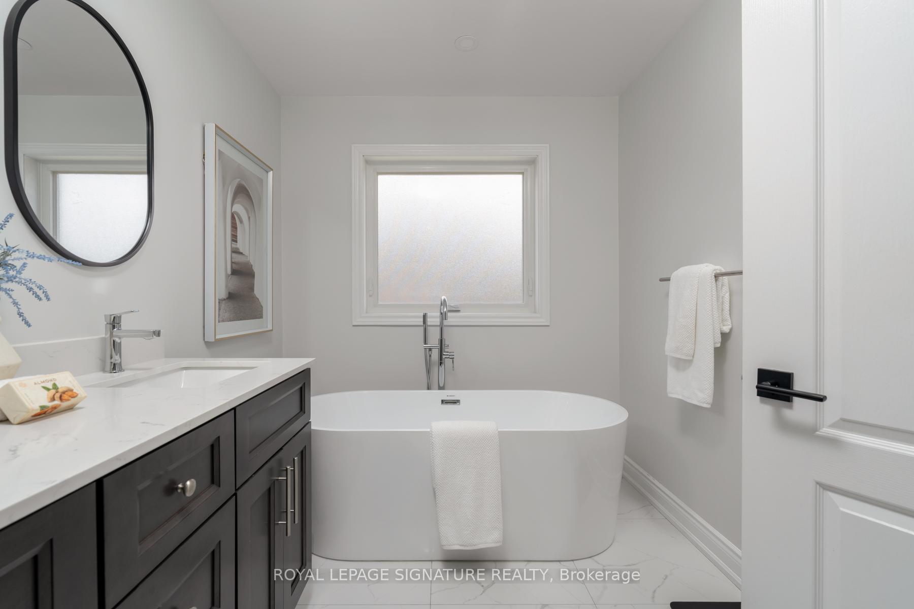 Photo 46 of 133 Wildberry Crescent, Vaughan, Vellore Village — HOMEH