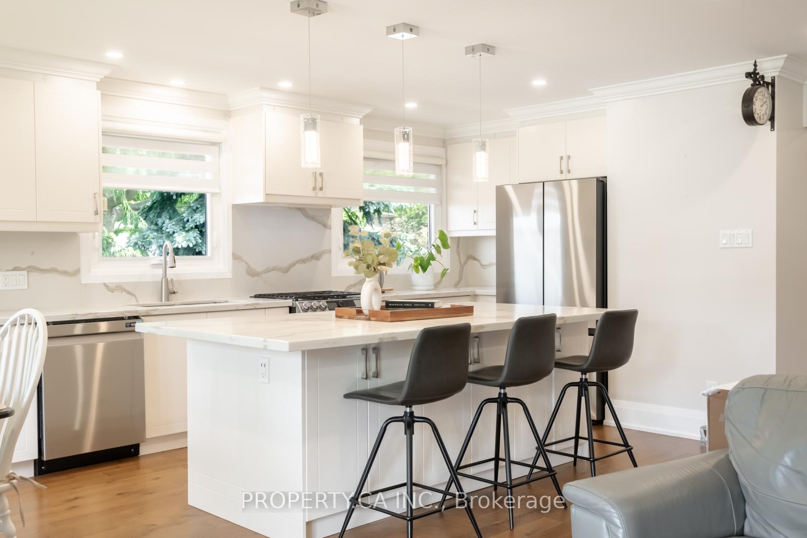 Photo 8 of 310 Parkside Drive, Hamilton, Waterdown — HOMEH