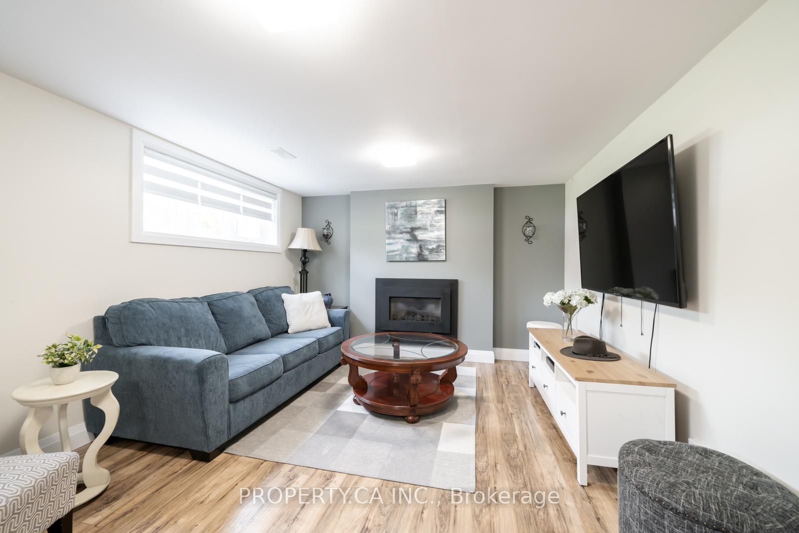 Photo 11 of 310 Parkside Drive, Hamilton, Waterdown — HOMEH