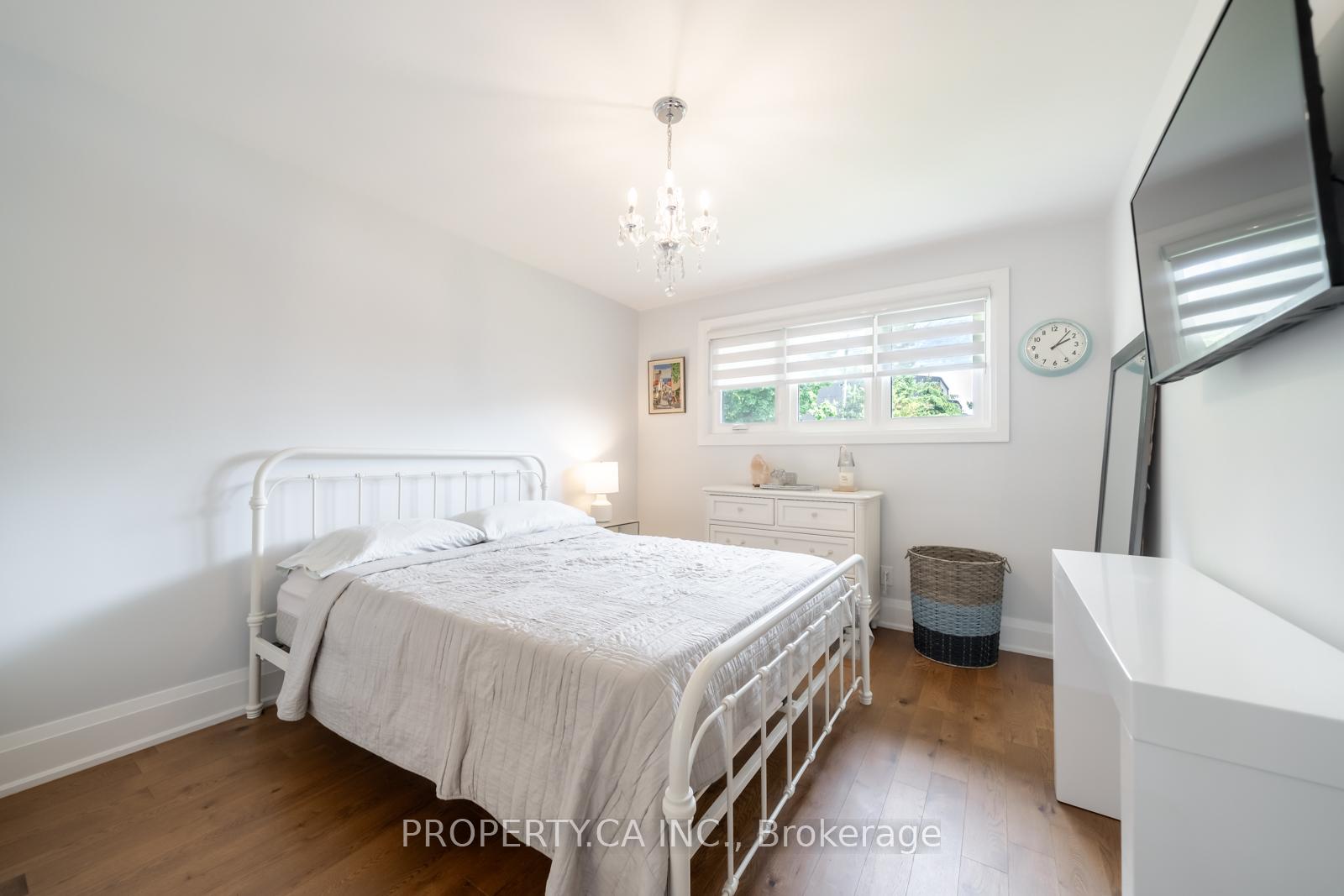 Photo 15 of 310 Parkside Drive, Hamilton, Waterdown — HOMEH