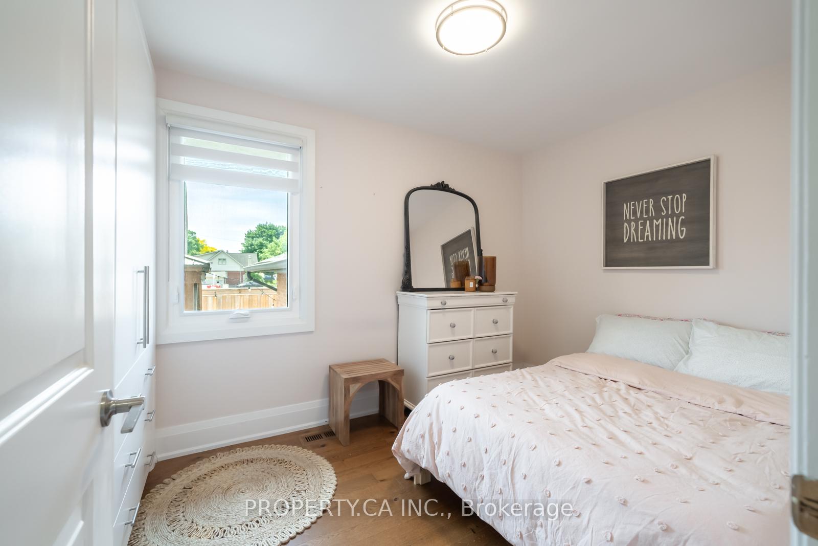 Photo 20 of 310 Parkside Drive, Hamilton, Waterdown — HOMEH
