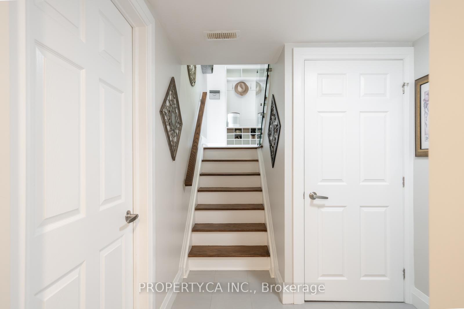Photo 26 of 310 Parkside Drive, Hamilton, Waterdown — HOMEH