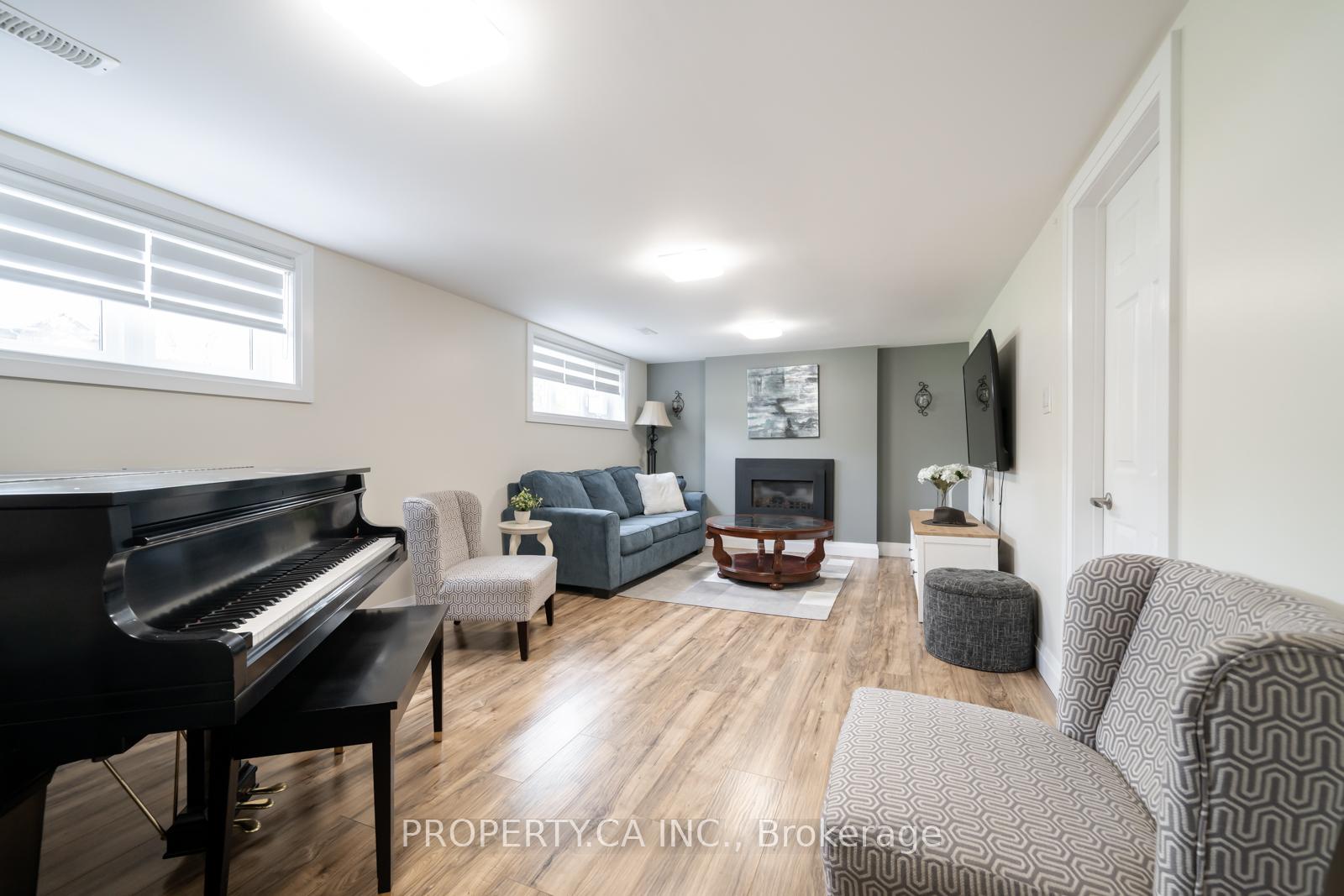 Photo 27 of 310 Parkside Drive, Hamilton, Waterdown — HOMEH
