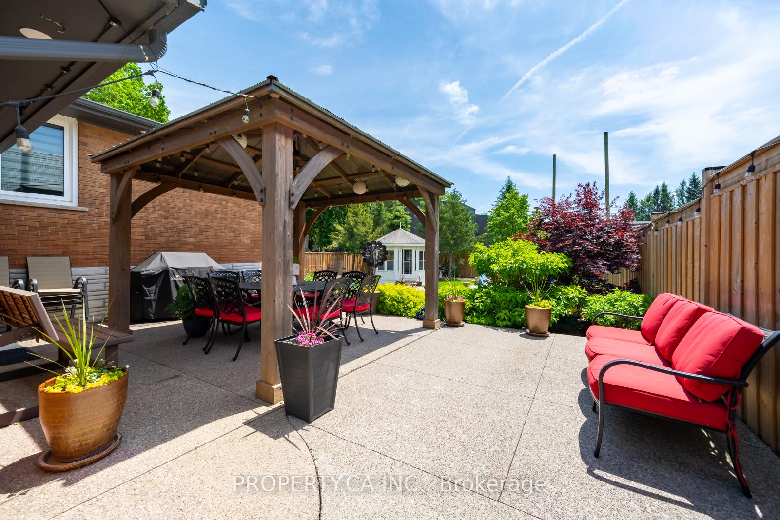 Photo 34 of 310 Parkside Drive, Hamilton, Waterdown — HOMEH