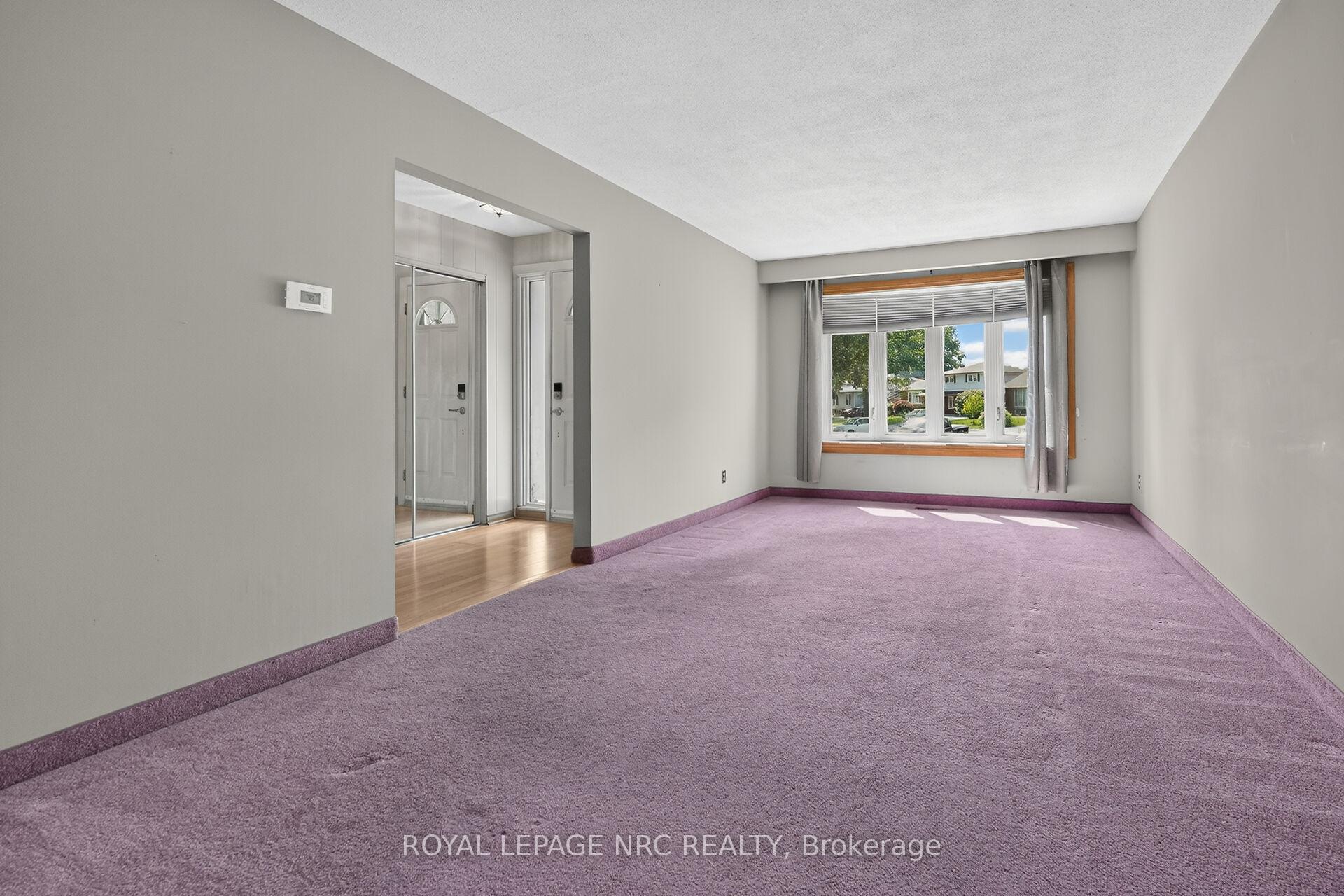 Photo 7 of 5 Hugo Court, Hamilton, Gilbert — HOMEH