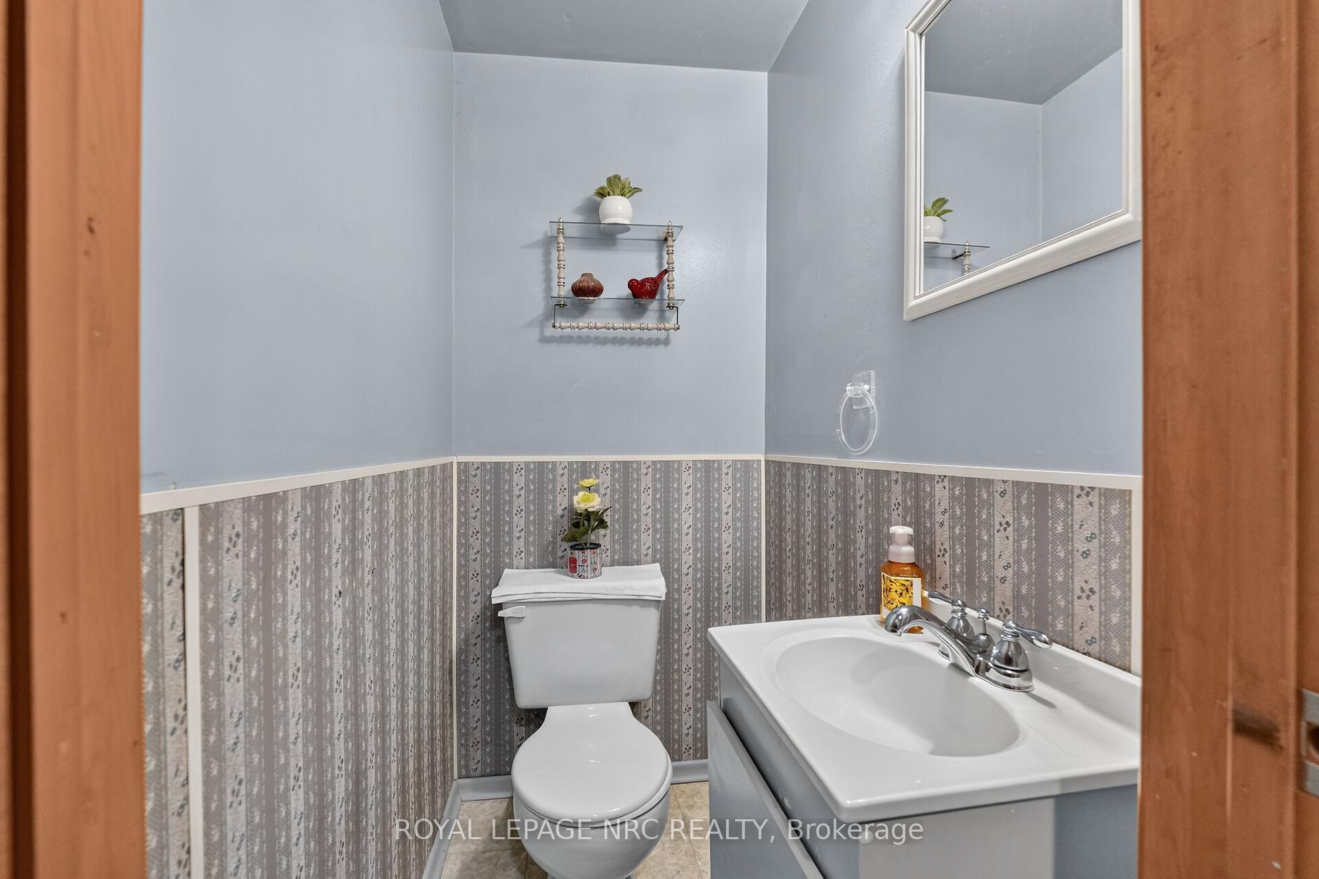 Photo 10 of 5 Hugo Court, Hamilton, Gilbert — HOMEH