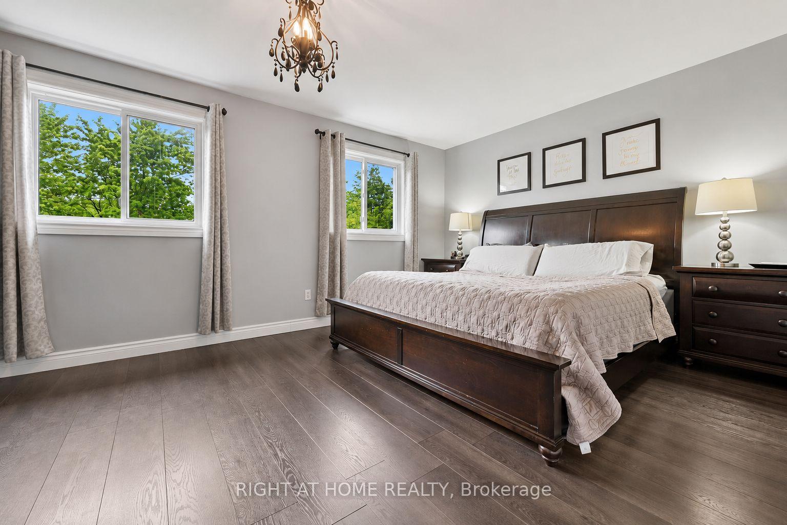Photo 19 of 2371 Dalebrook Drive, Oakville, Wedgewood Creek — HOMEH