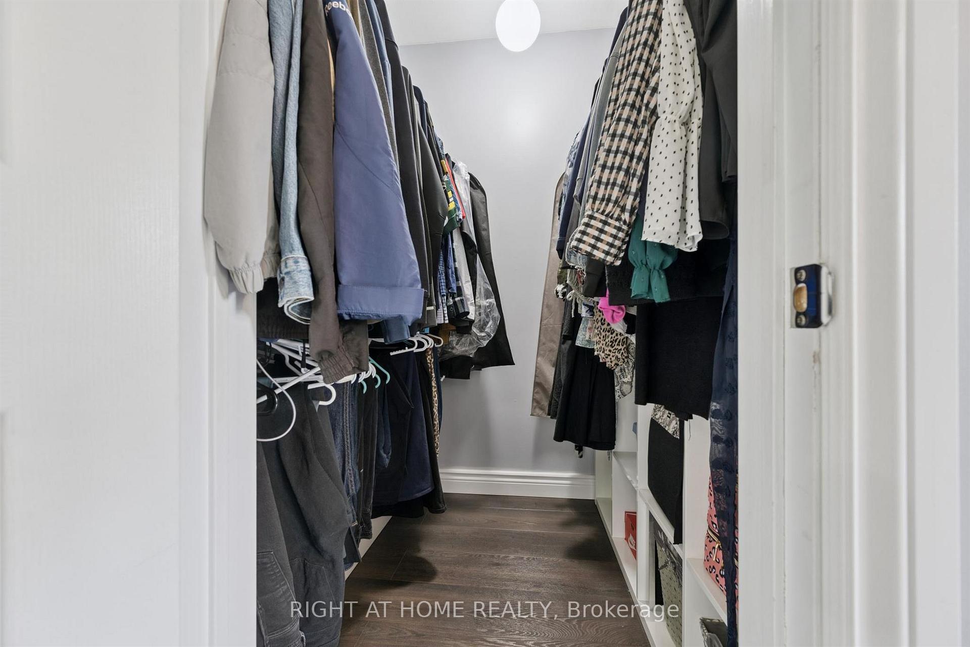 Photo 22 of 2371 Dalebrook Drive, Oakville, Wedgewood Creek — HOMEH