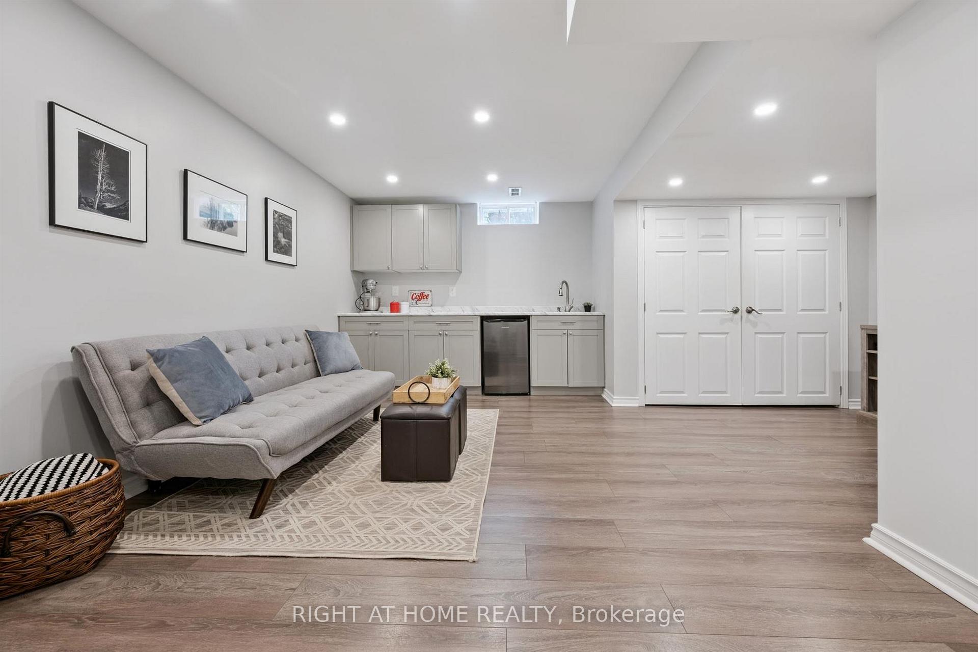 Photo 27 of 2371 Dalebrook Drive, Oakville, Wedgewood Creek — HOMEH
