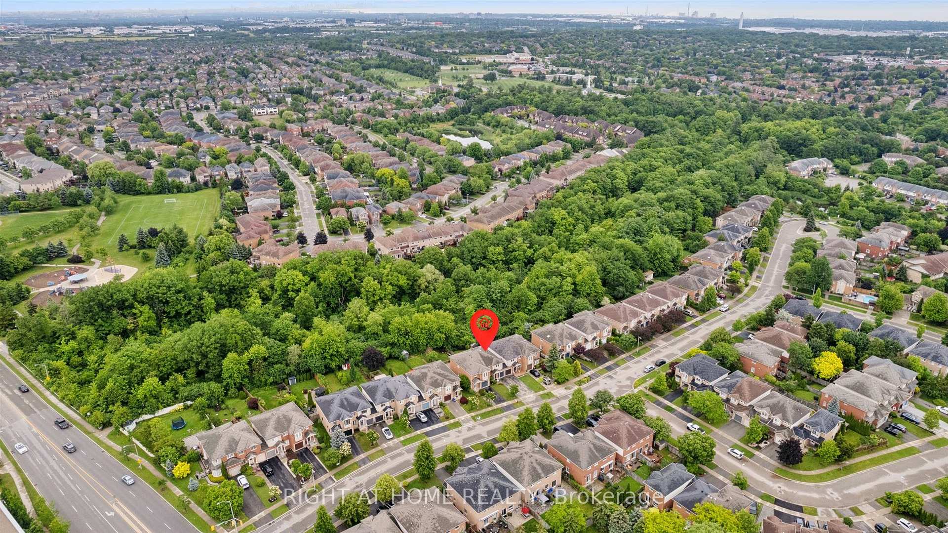 Photo 38 of 2371 Dalebrook Drive, Oakville, Wedgewood Creek — HOMEH